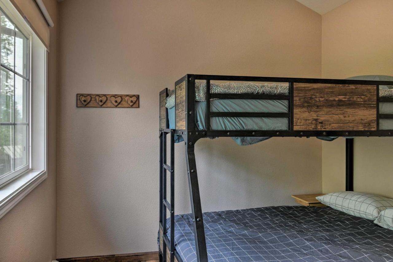 Pet Friendly Anchorage Retreat With Deck And Yard Βίλα Εξωτερικό φωτογραφία